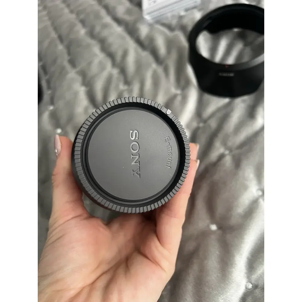 Sony SEL24F14GM Fe 1.4/24mm Camera Lens for Sony E-Mount | Mint Condition